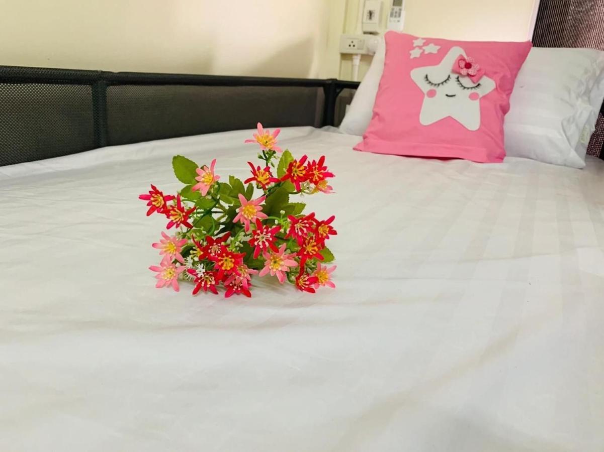 Baan Mae Somkid Homestay Sukhothai Exteriör bild