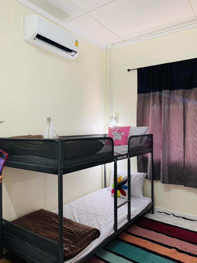 Baan Mae Somkid Homestay Sukhothai Exteriör bild