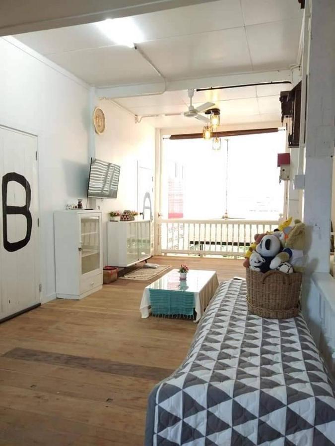 Baan Mae Somkid Homestay Sukhothai Exteriör bild